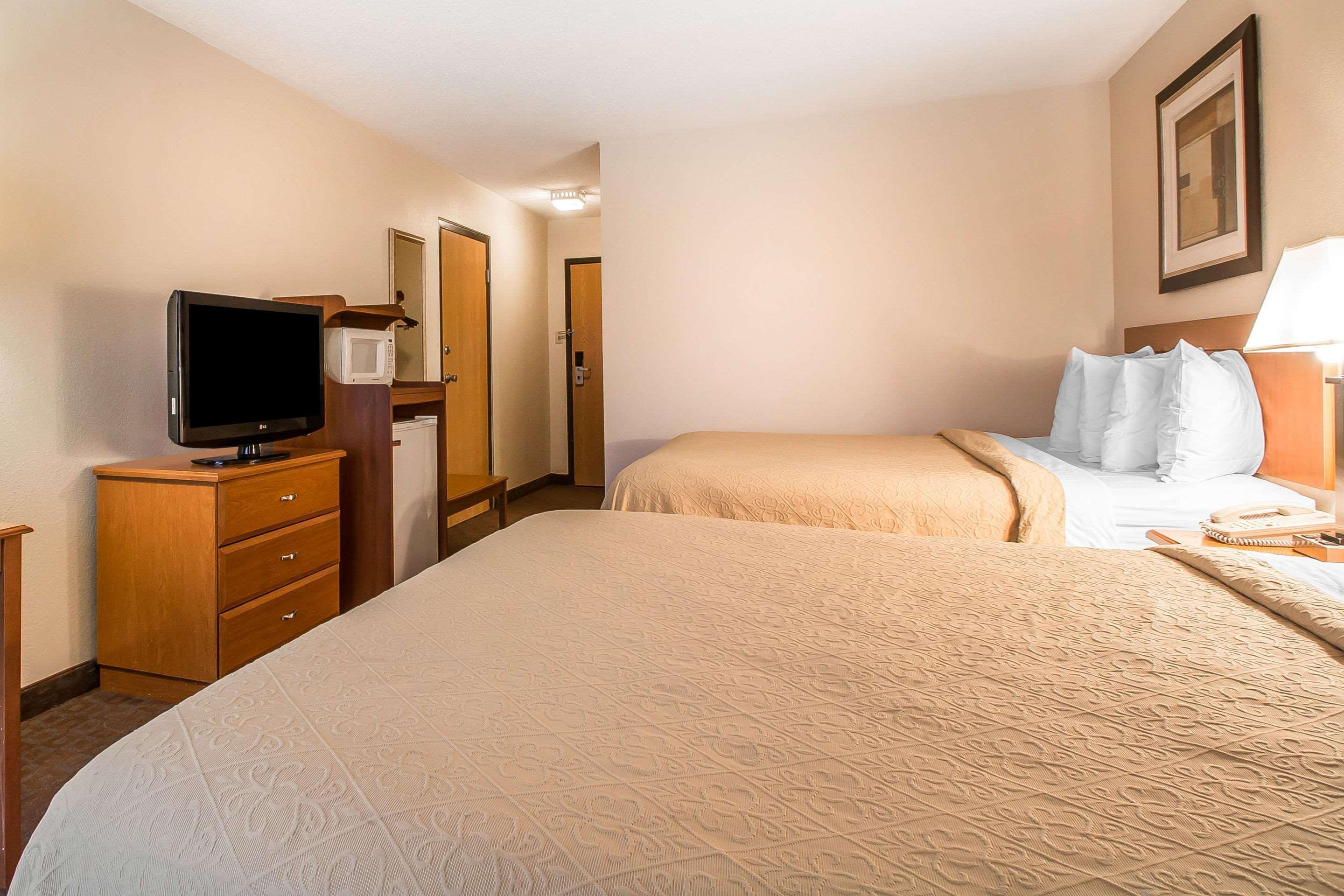 Quality Inn Morris I-80 Bagian luar foto