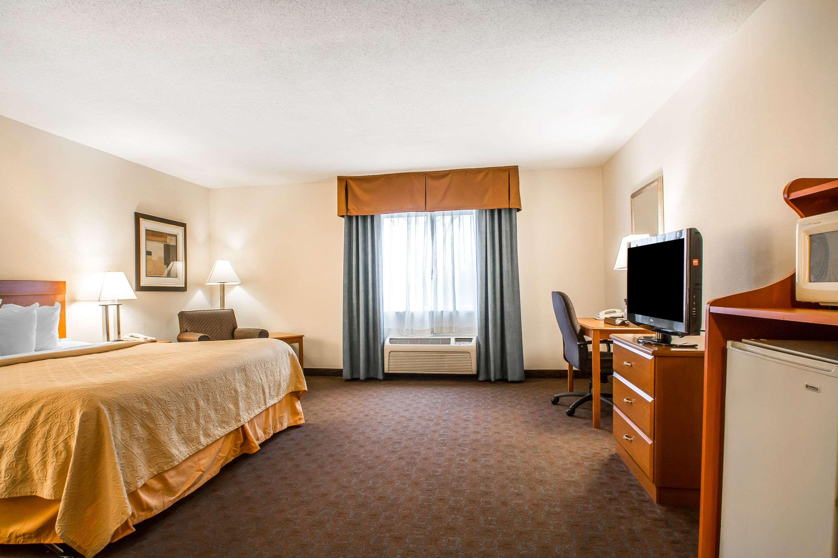 Quality Inn Morris I-80 Bagian luar foto