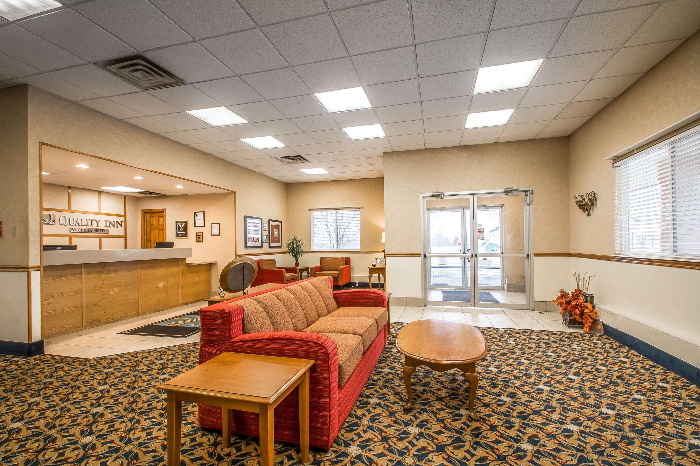 Quality Inn Morris I-80 Bagian luar foto