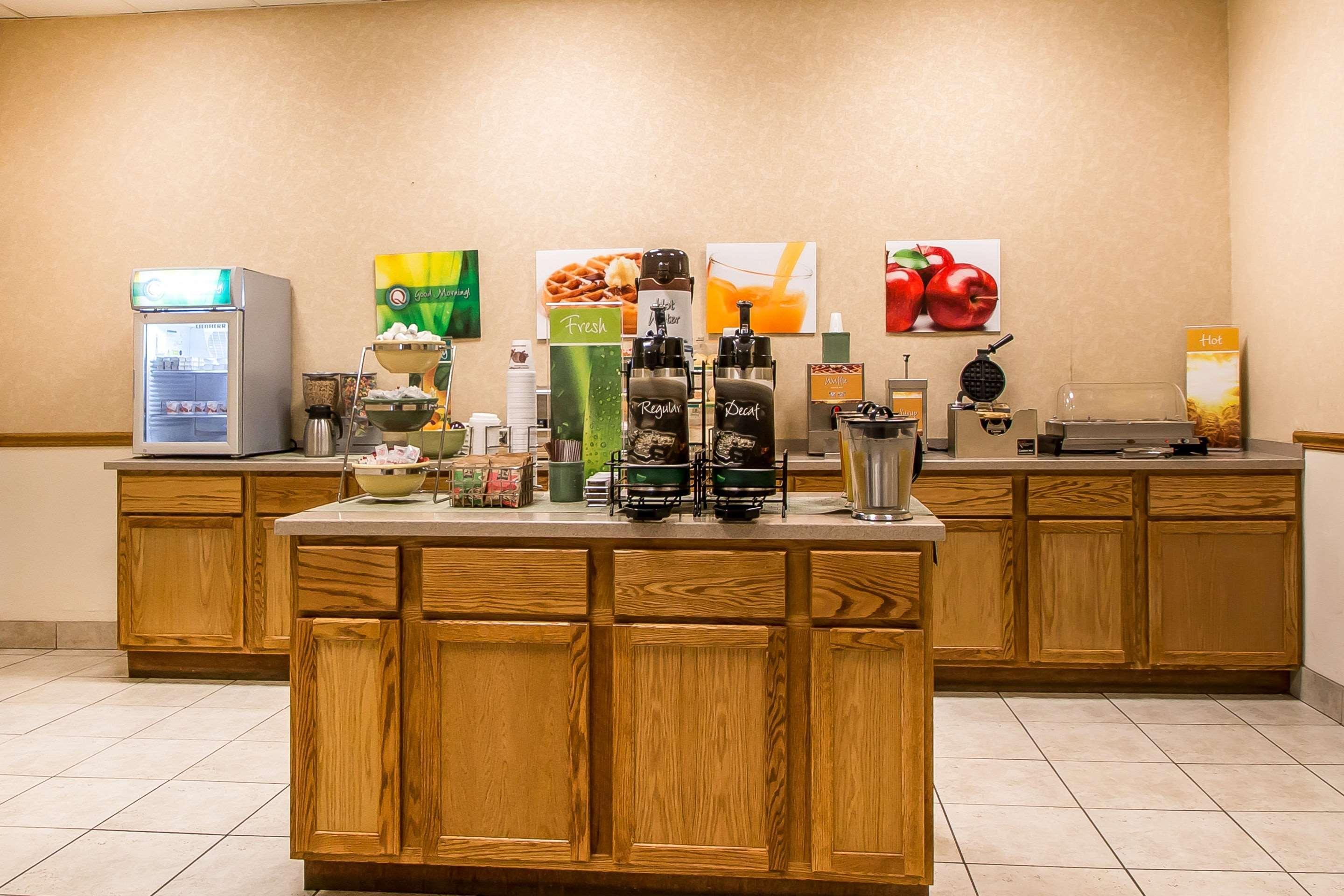 Quality Inn Morris I-80 Bagian luar foto